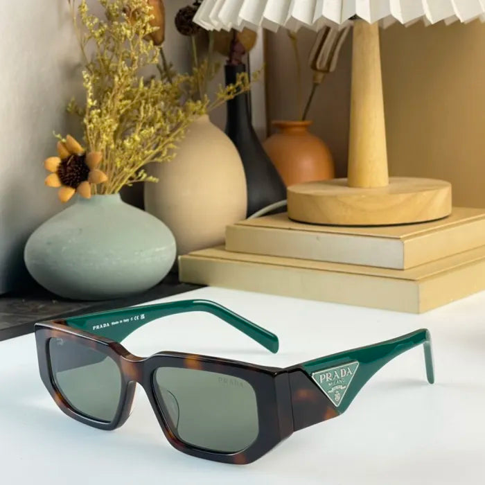 P - SUNGLASSES