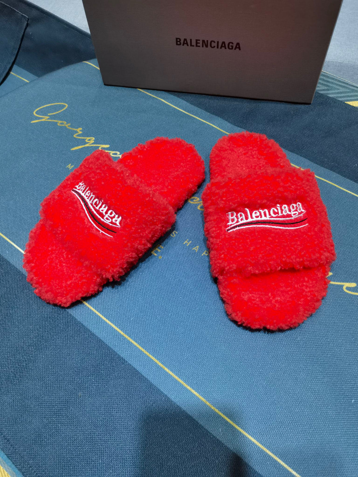 BALE - SLIPPERS