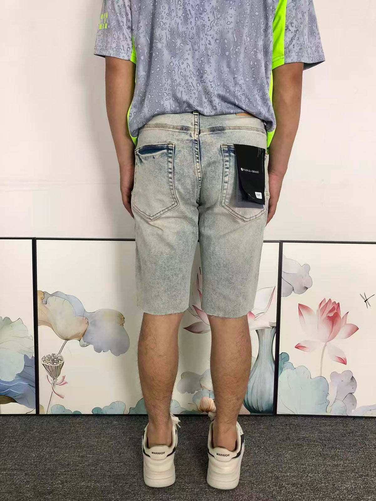 P - SHORTS