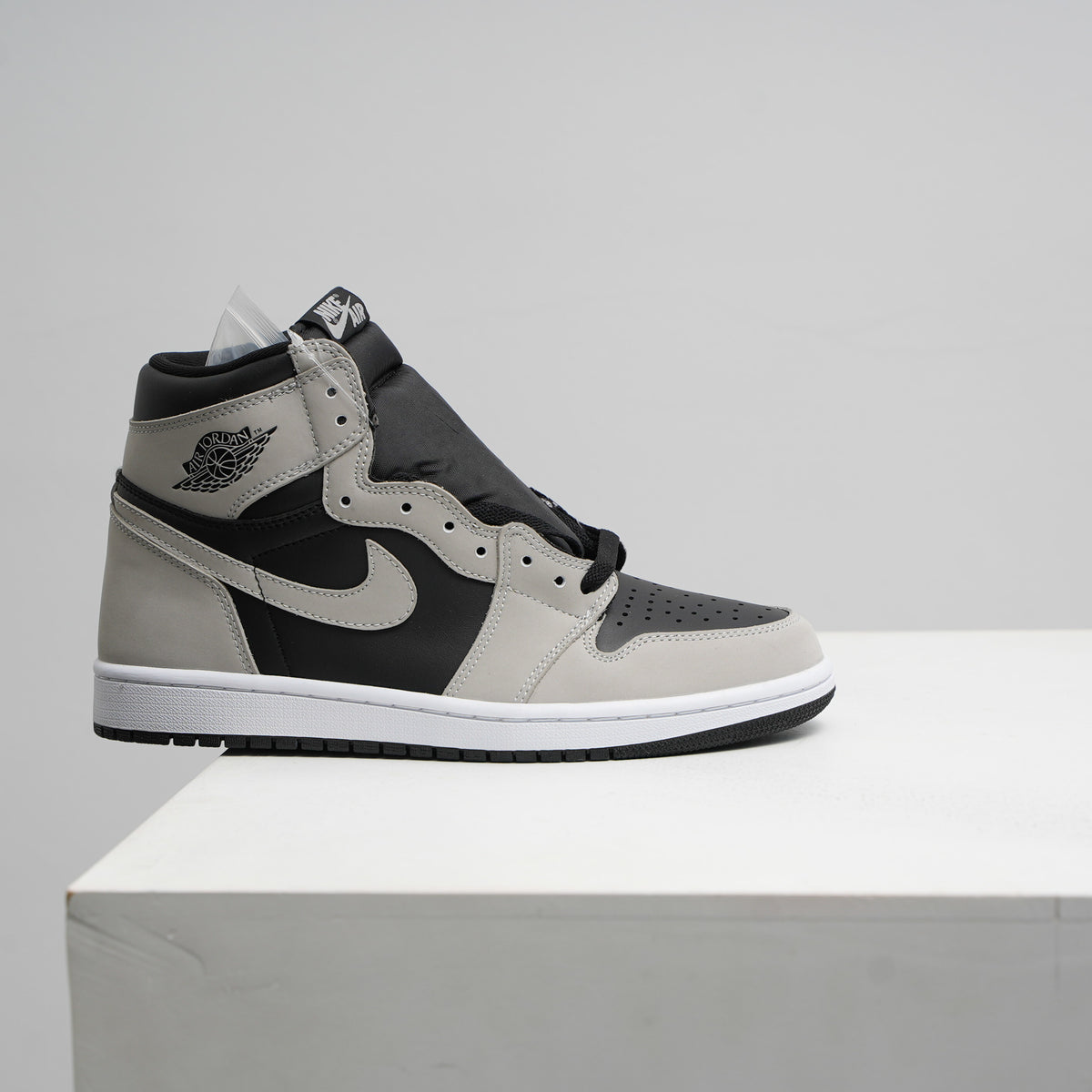 NK J1 - SNEAKERS