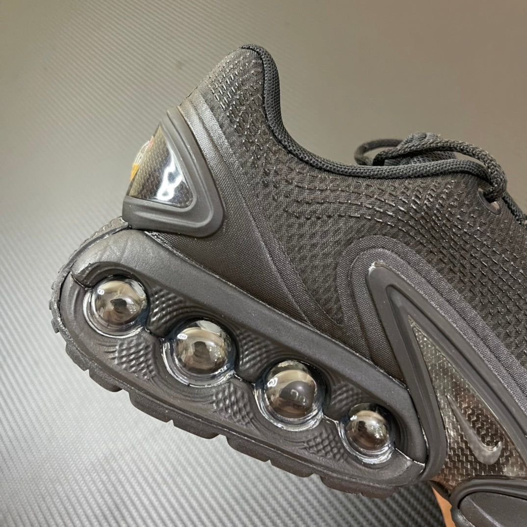 NK DN - SNEAKERS