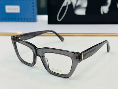 G - SUNGLASSES
