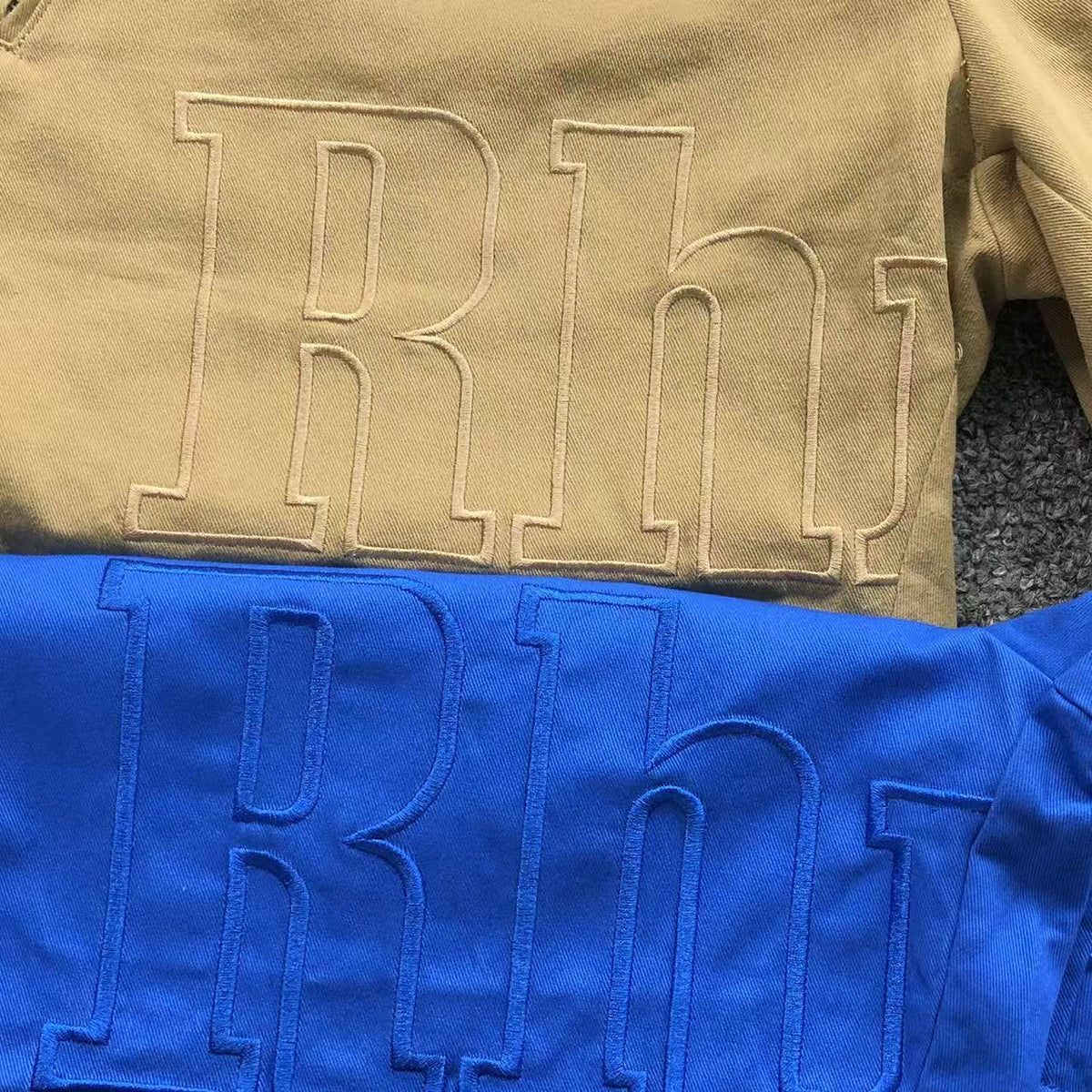 R - SHORTS