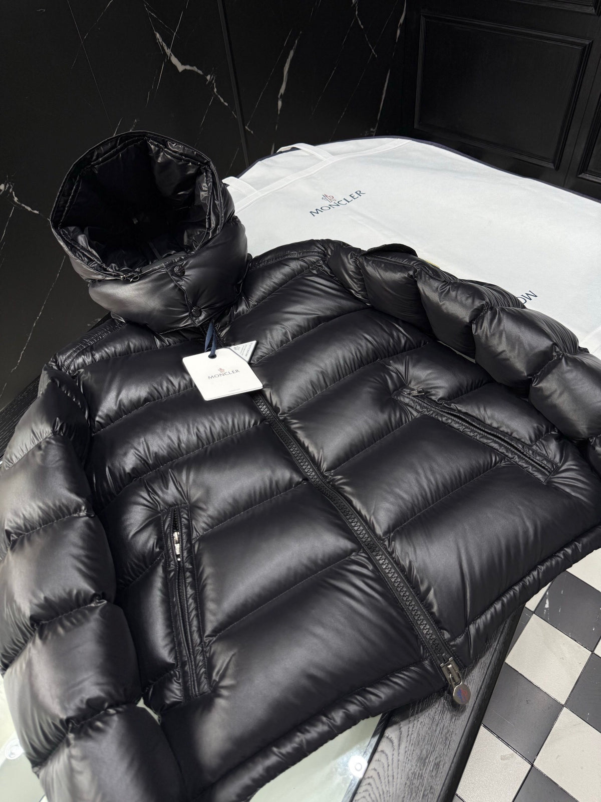 MON - PUFFER