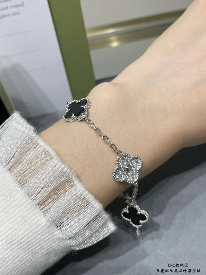 V - BRACCIALE