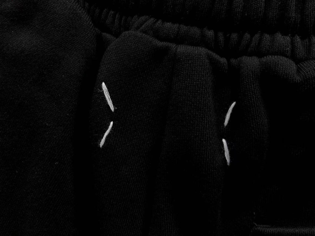 M - SHORTS
