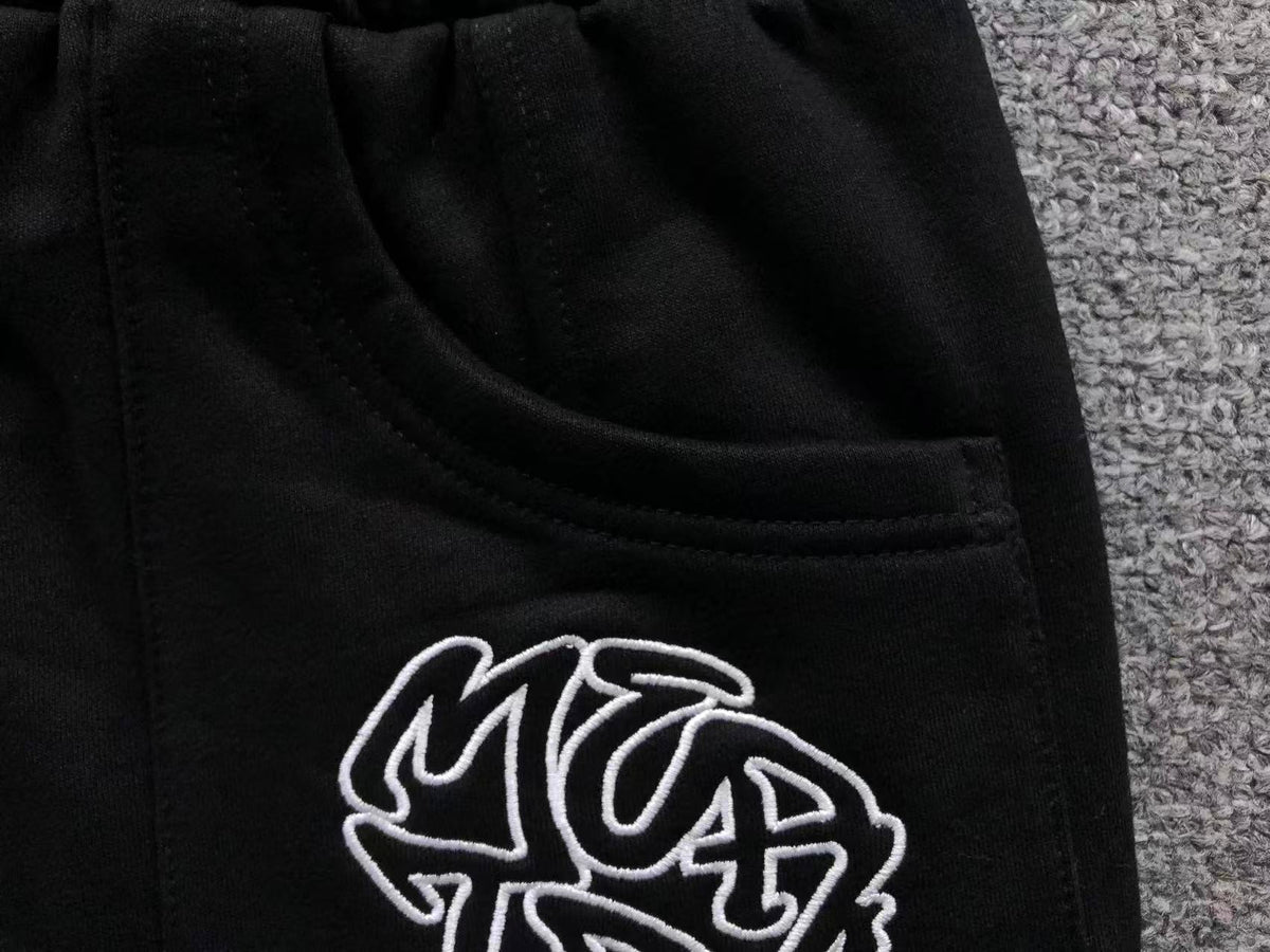 M - SHORTS