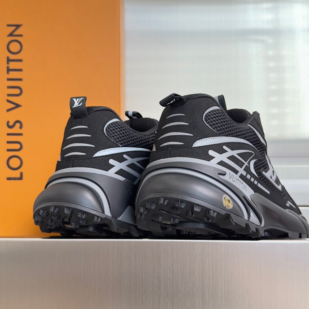 LV TATIC - SNEAKERS