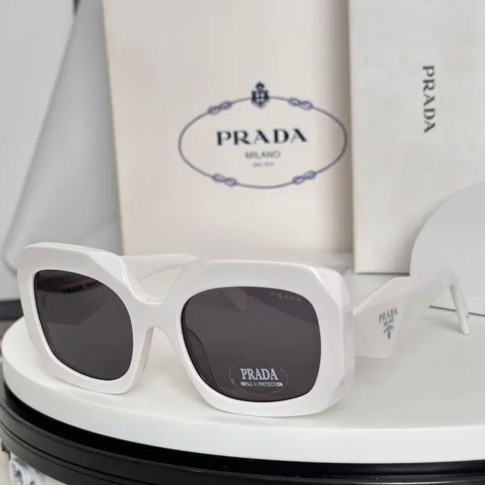 P - LUNETTES DE SOLEIL
