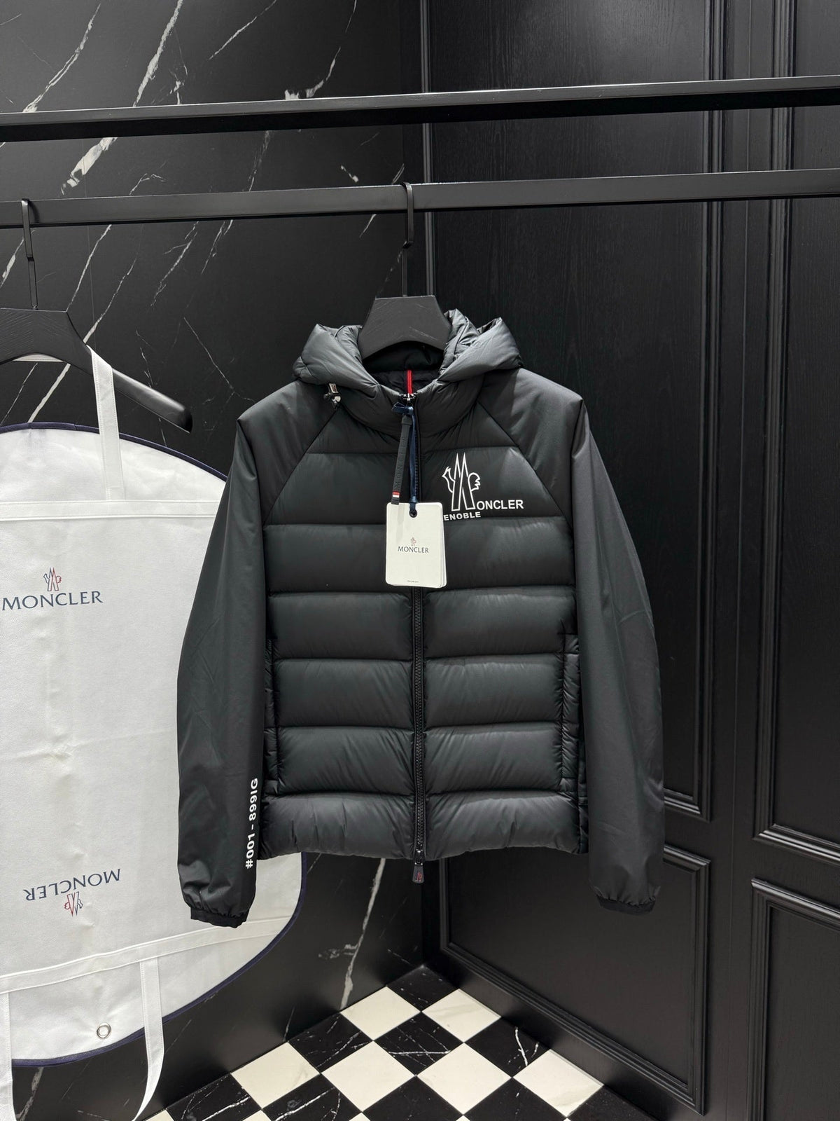 MON - CARDIGAN