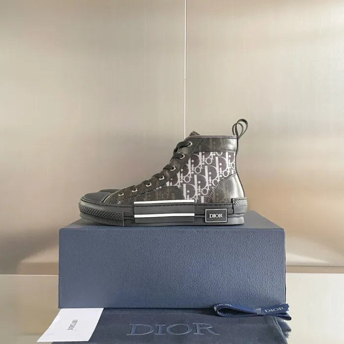 DR B23 - SNEAKERS