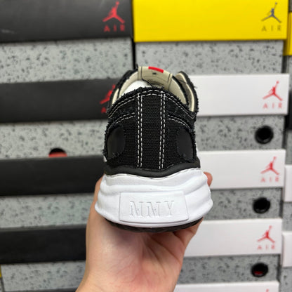 MMY - SNEAKERS