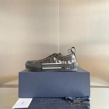 DR B23 - SNEAKERS