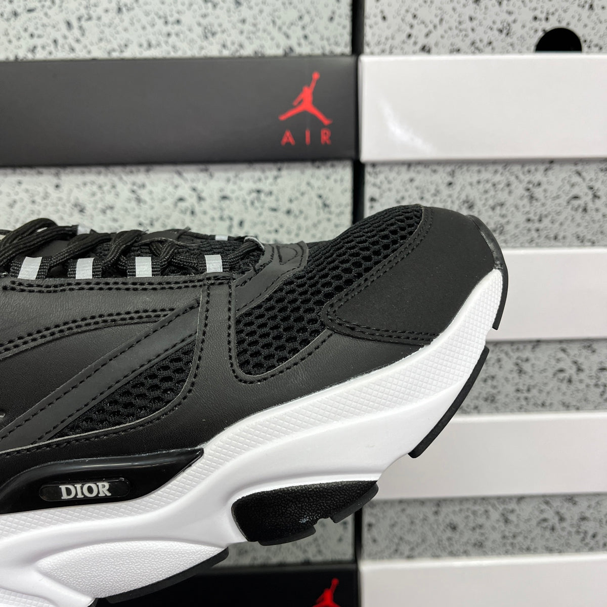 DR B22 - SNEAKERS