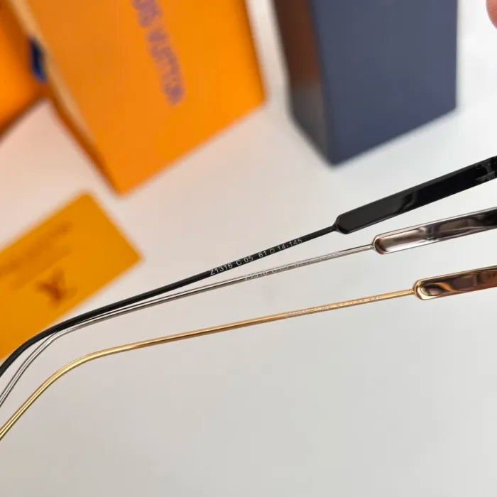 LV - SUNGLASSES