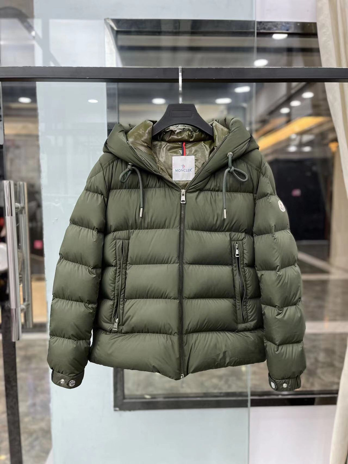 MON - PUFFER
