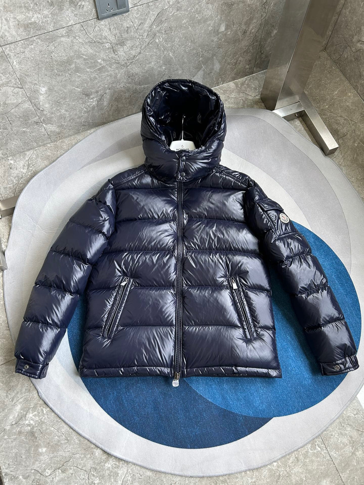 MON - PUFFER