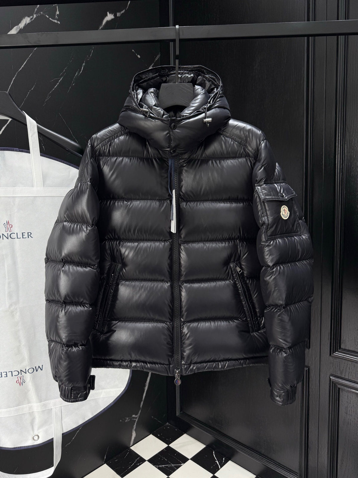 MON - PUFFER