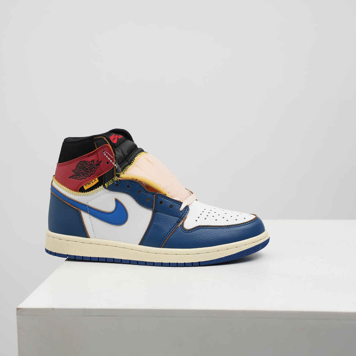 NK J1 - SNEAKERS