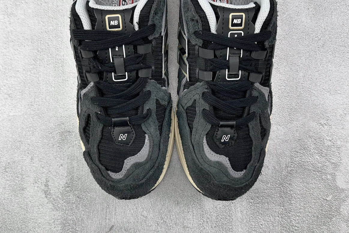 NB 1906R SNEAKERS