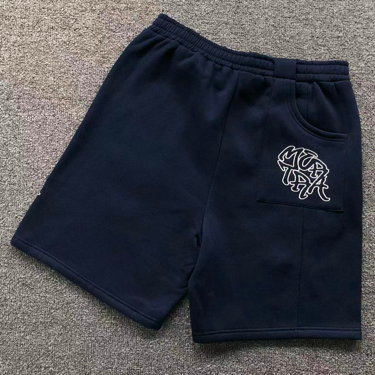 M - SHORTS