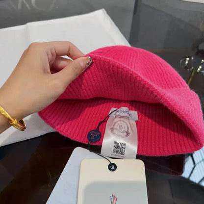 M - BEANIE