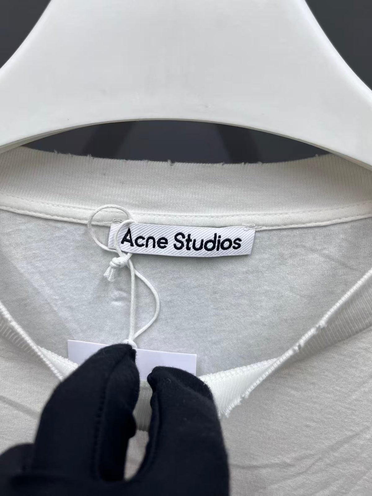 ACNE - LONGSLEEVE