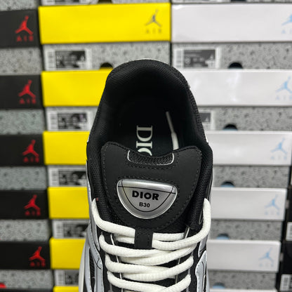 DR B30 - SNEAKERS