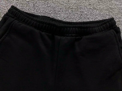M - SHORTS