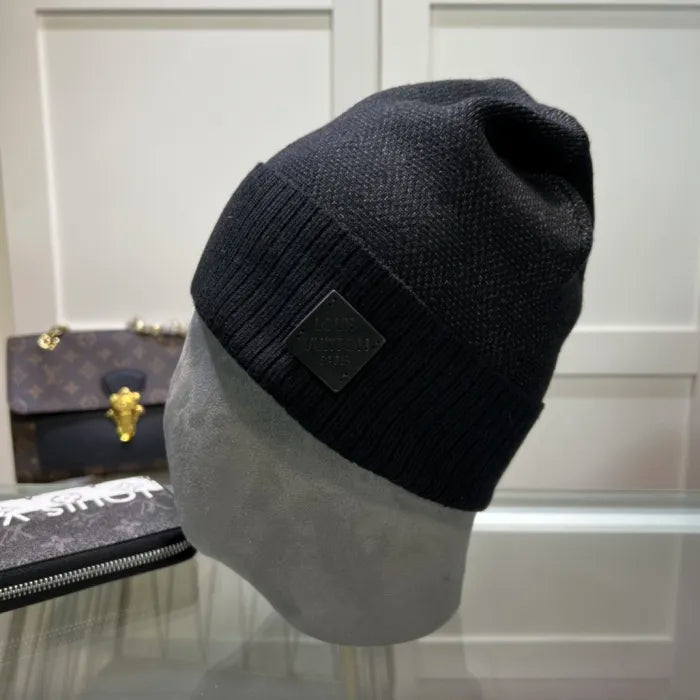 LOUIS V - BONNETS