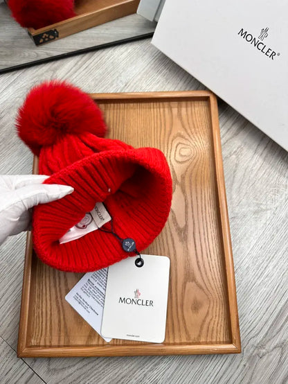M - BEANIE