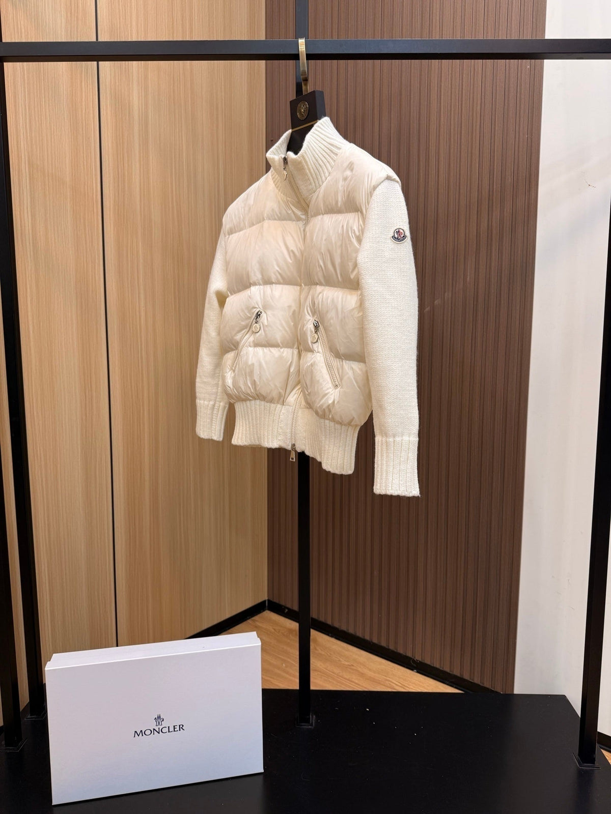 MON - CARDIGAN