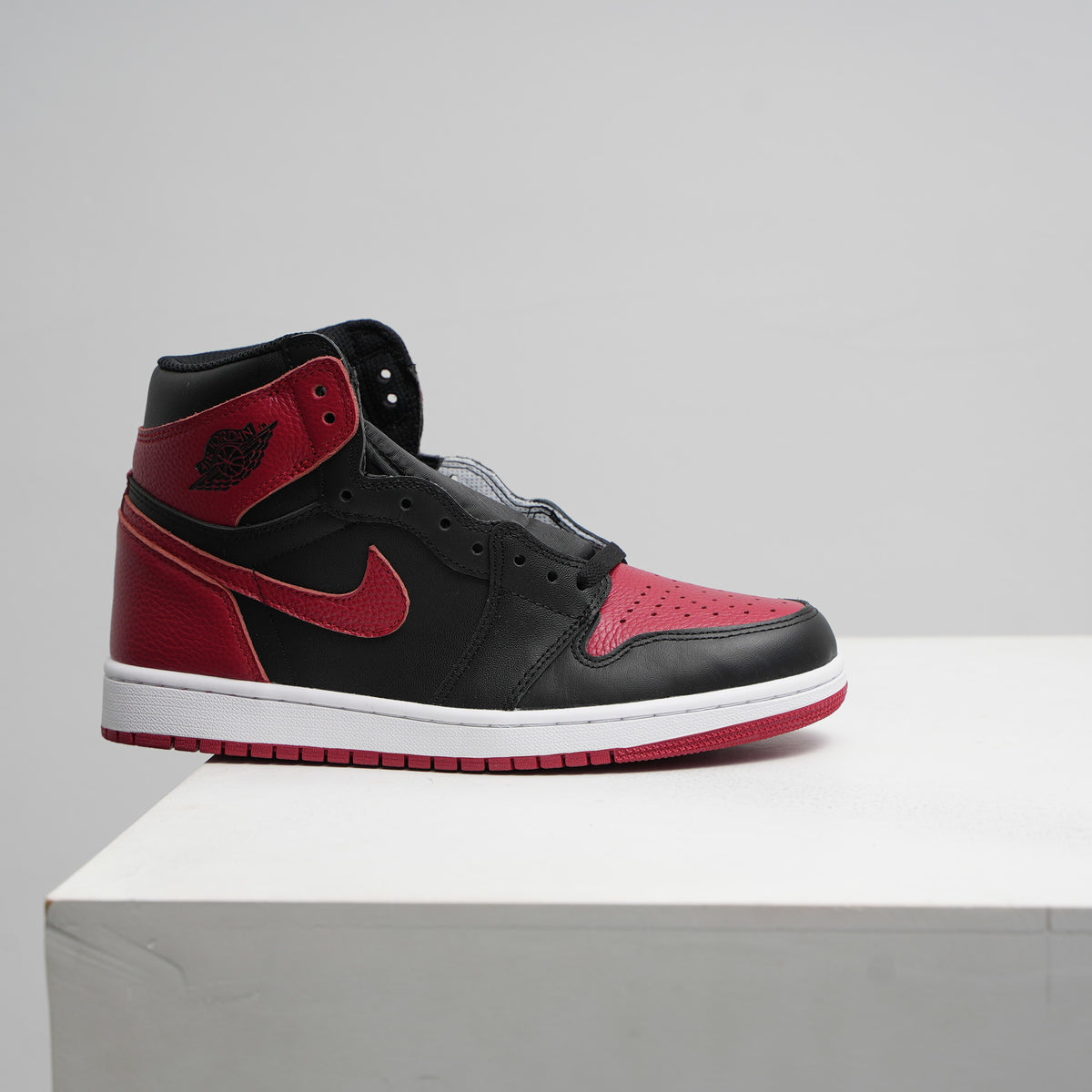 NK J1 - SNEAKERS