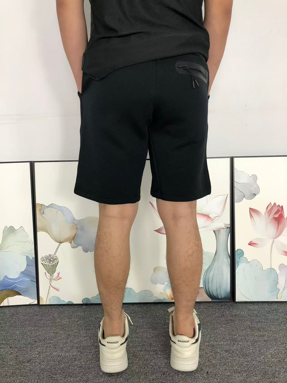 N - SHORTS