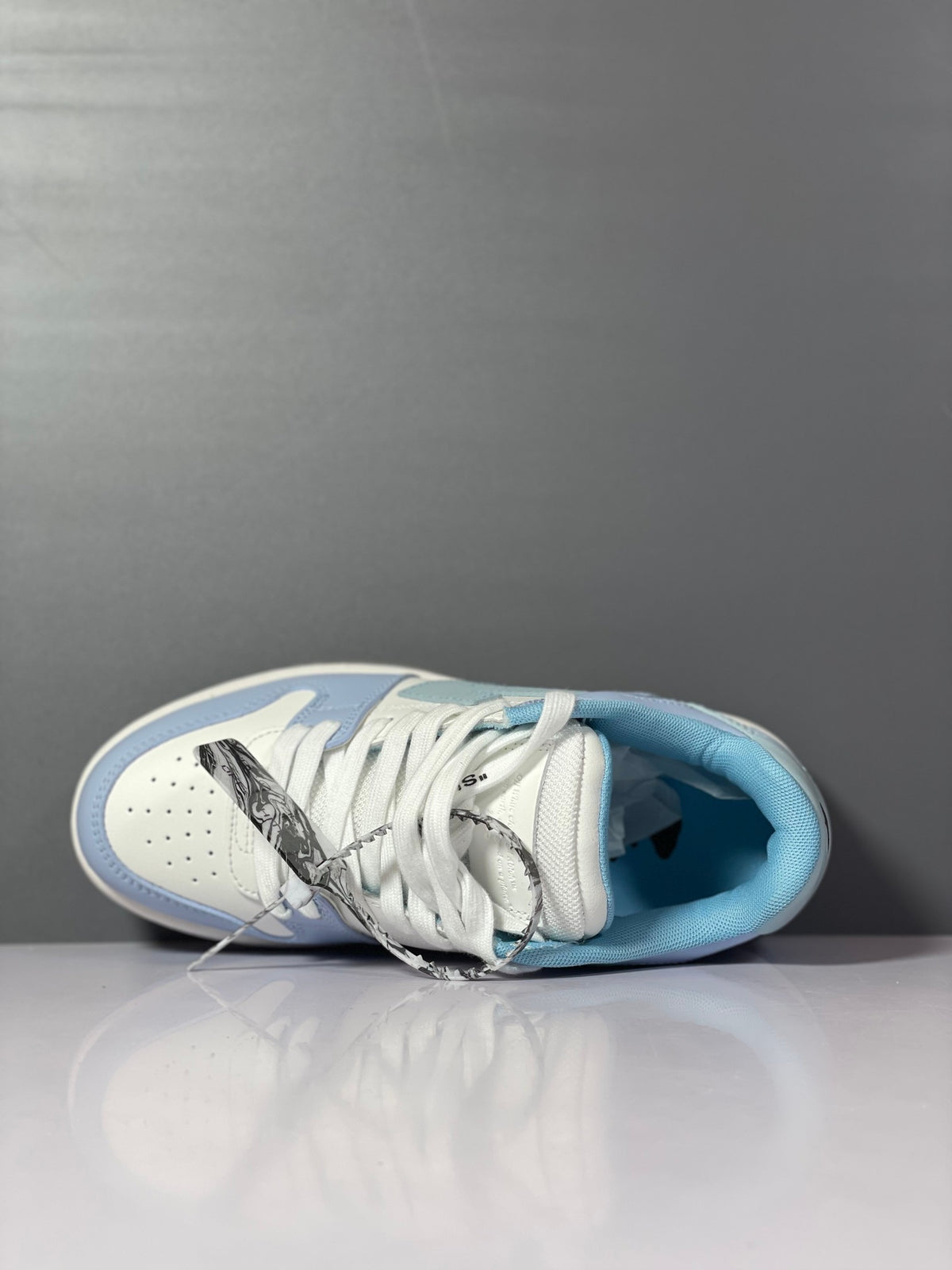 OFF - SNEAKERS