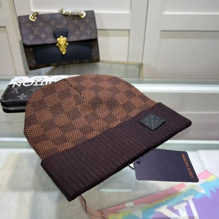 LOUIS V - BONNETS