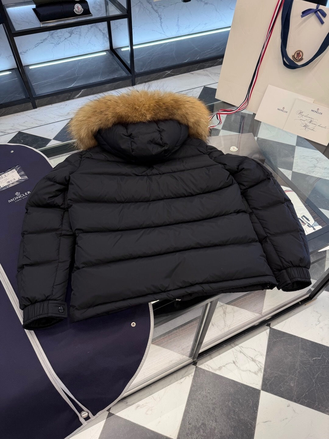 MON - PUFFER