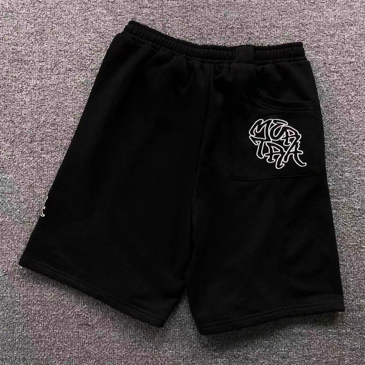 M - SHORTS