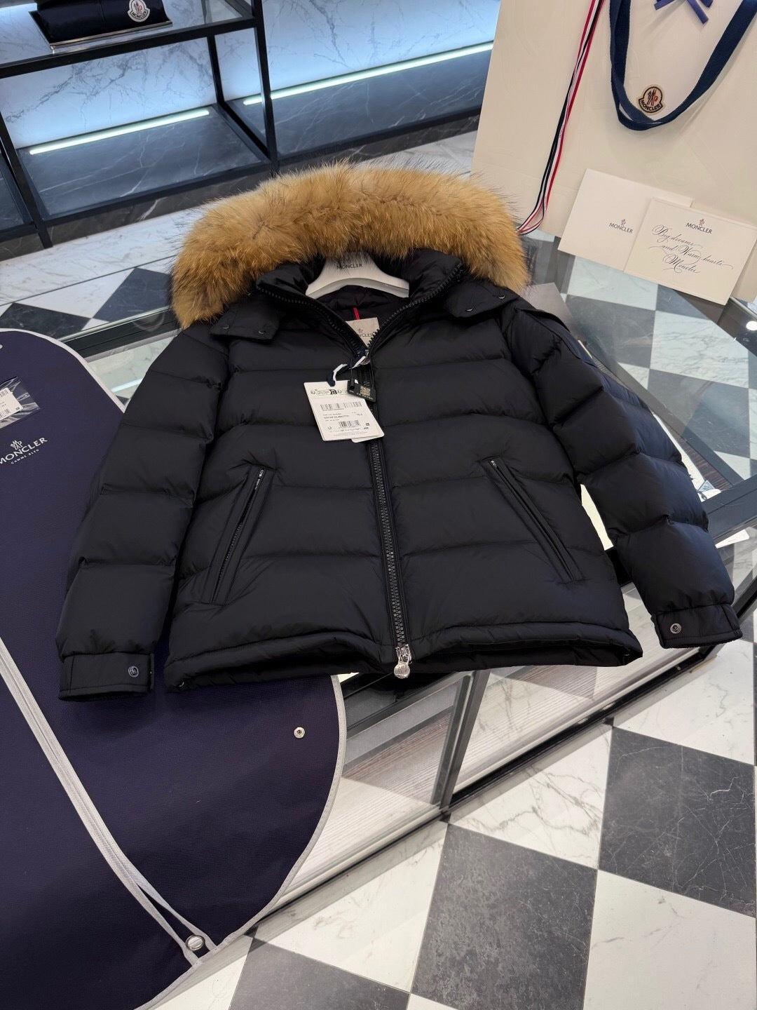 MON - PUFFER