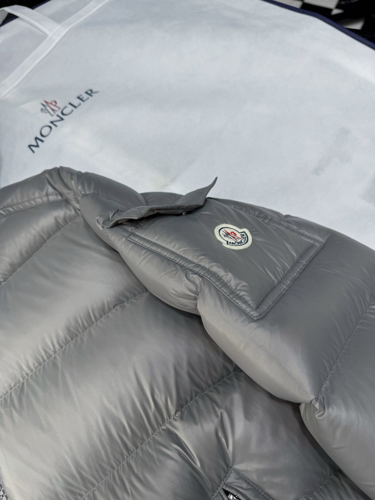 MON - PUFFER