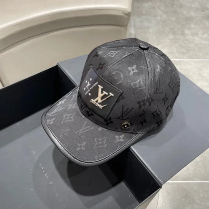 LOUIS V - BONNETS