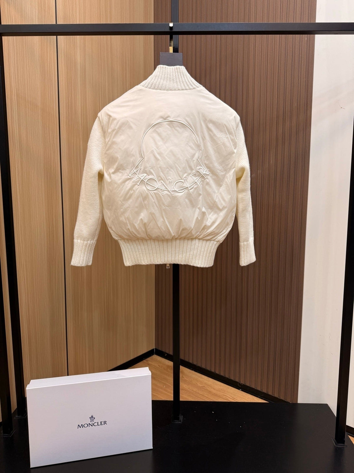 MON - CARDIGAN