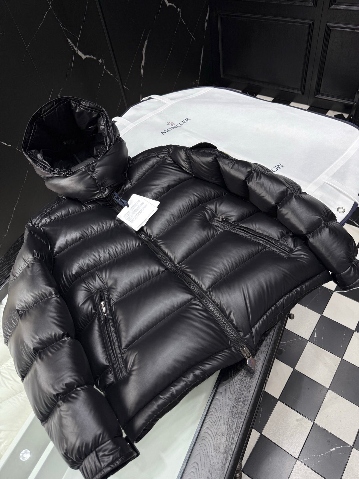 MON - PUFFER