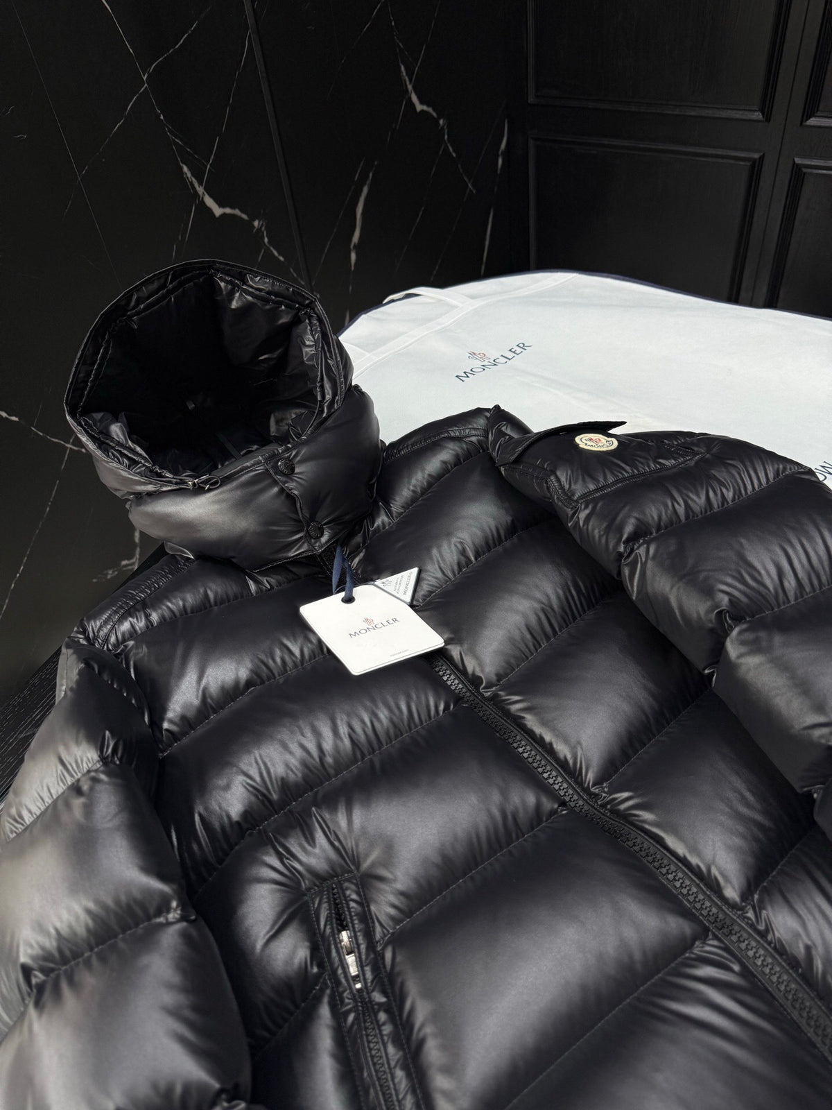 MON - PUFFER