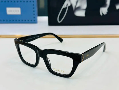 G - SUNGLASSES
