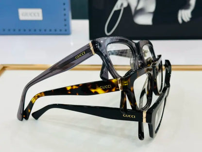G - SUNGLASSES