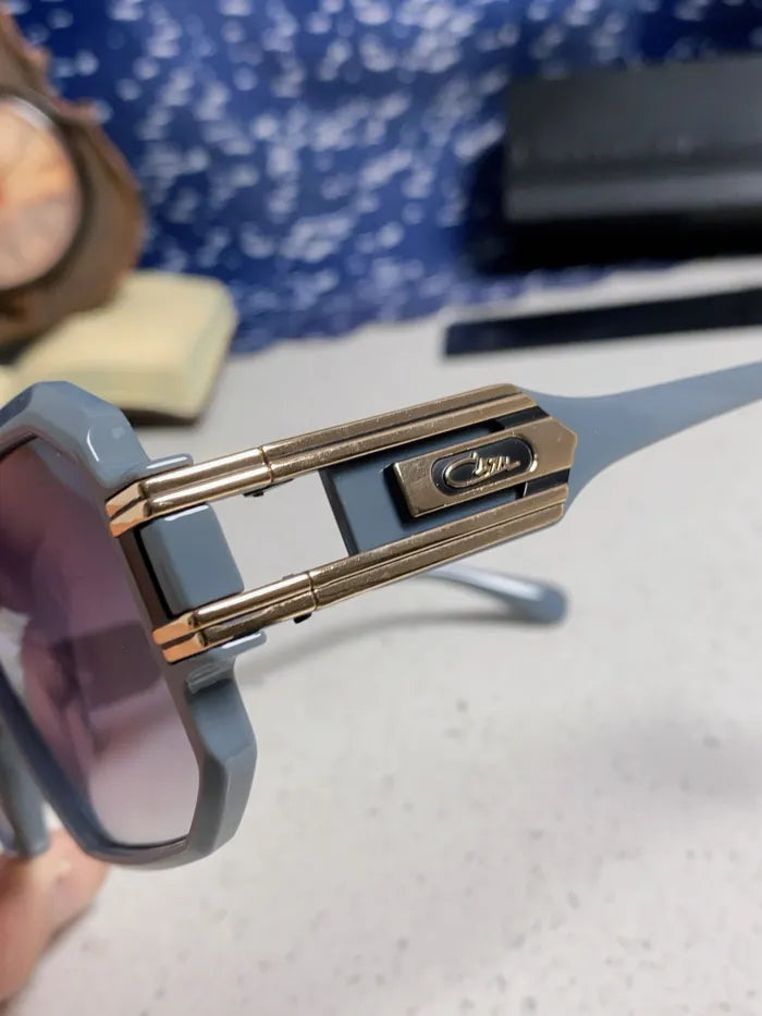 C - SUNGLASSES