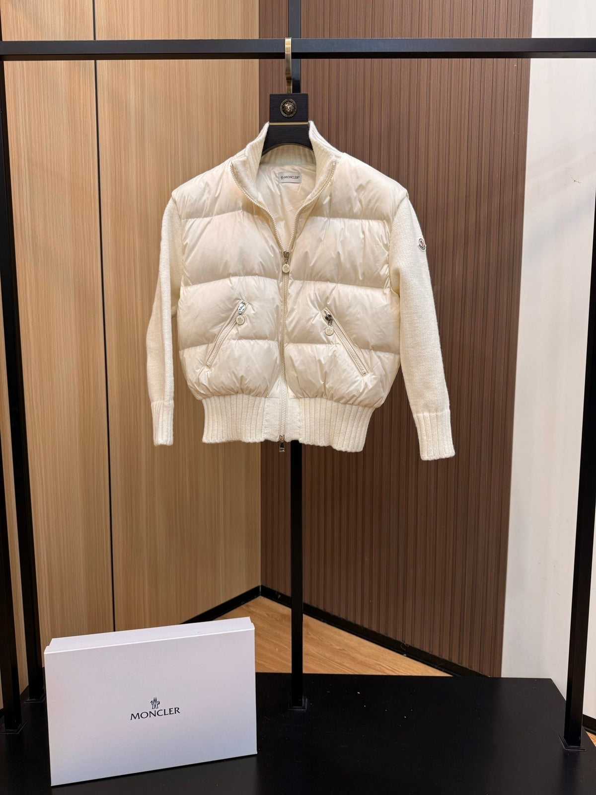 MON - CARDIGAN