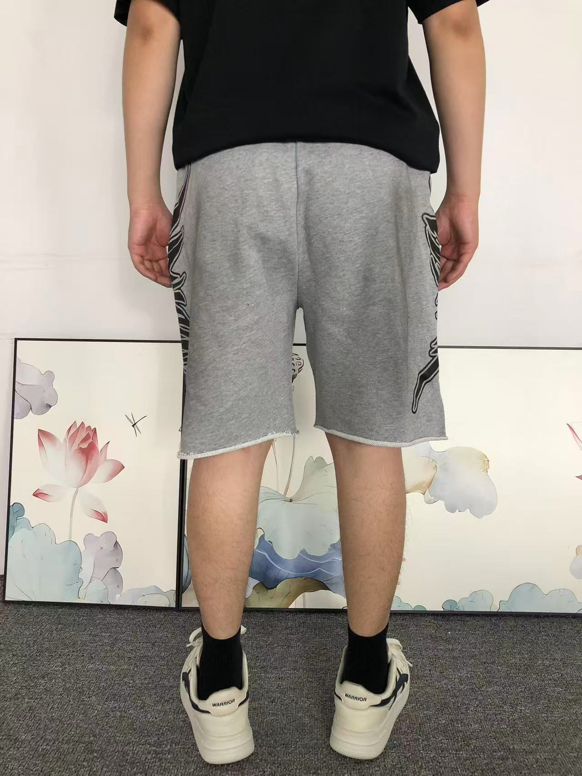 M - SHORT