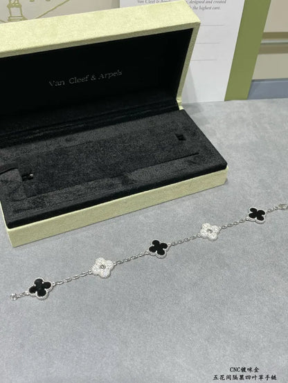 V - BRACCIALE